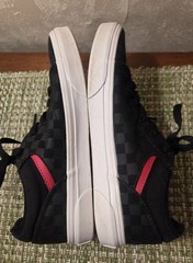 Vans Seldan Checkerboard – (Black/ Red) Unisex Size 5.0 Y