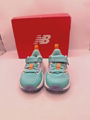 New Balance Kids Rave Run V2 Bungee SIZE 2 INFANT