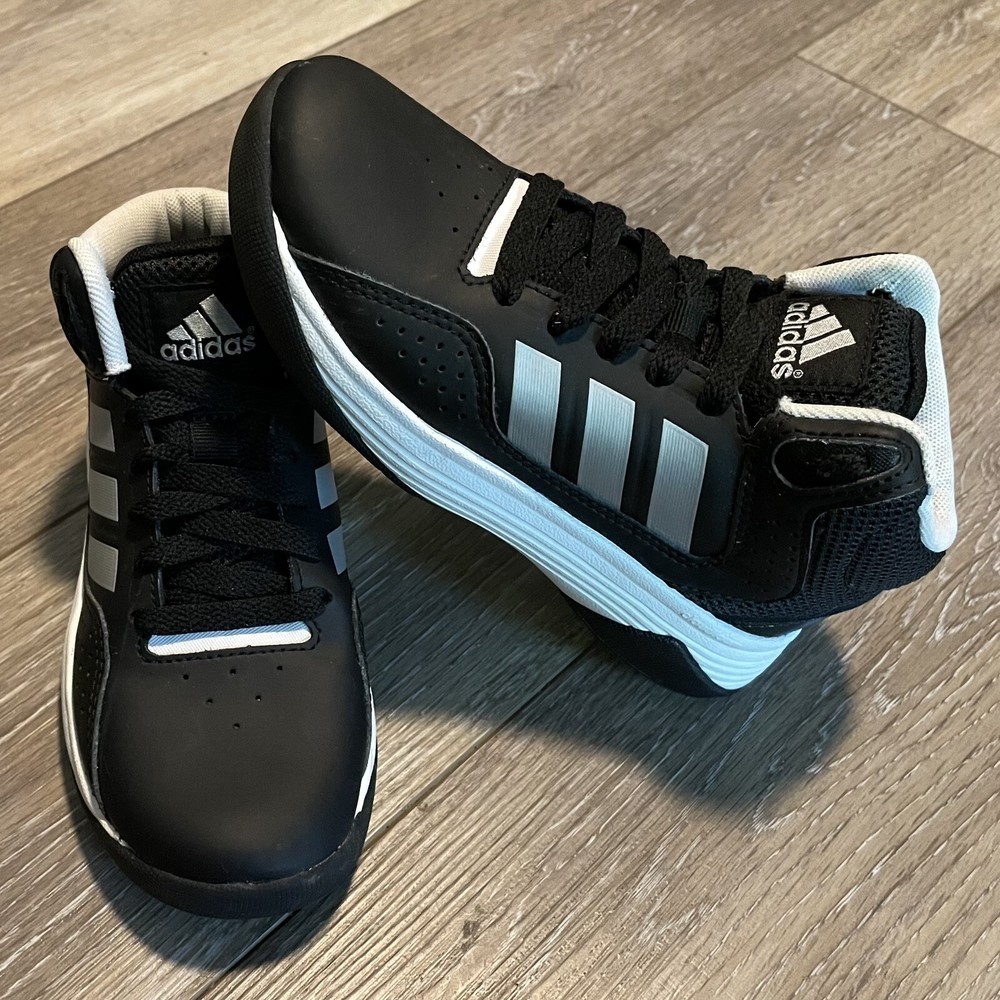 adidas Size 12.5K Cloudfoam Ilation Mid – Youth Shoes Black/White
