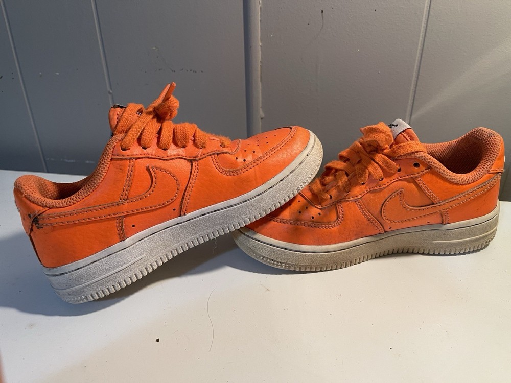 Nike Air Force 1 Low 07 LV8 “Just Do It” 2018 TD Size 11.5c Kids Orange
