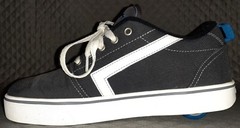 Heelys Boy’s GR8 PRO Grey White Royal Wheeled Sneakers Size US 8 UK 7 EUR 40.5