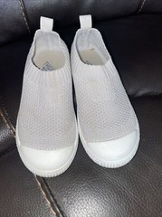 Thereabouts Kids Unisex Cleo Knitted Slip On Shoes Gray Sz 10