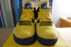 Air Jordan 4 Retro (GS) „2021 Lightning“ Tour Yellow/Dark Blue Grey 408452 700