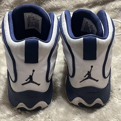 Nike Air Jordan Pro Strong White Leather Shoes DC7911-100 Unisex Sz 4Y, Womens 7