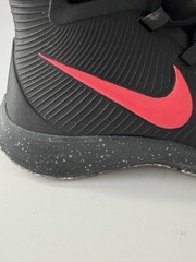Nike Binzie BOOTS Kids Size 6 Black Bright Crimson Speckled Rain Water Proof