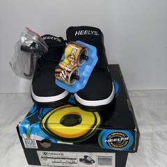 eBay TitleHeelys Voyager Black White Youth Size 4 Wheeled Shoes NIB HE100713H