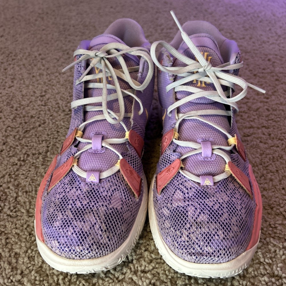 Nike Kyrie 7 GS ‚daughters‘ size 6Y unisex Basketball Shoes