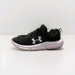 Under Armour Grade School Assert 10: Running Shoe Black-White 4.5y Pre owned