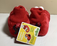 NWT Sesame Street Elmo Puppet Cuffed Slippers Shoes Padded Toddler SIZE L 9/10