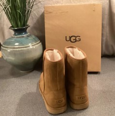 UGG BOOTS Classic Weather Big Kids 5 Or Women’s 7, 7.5 Short Chestnut Best Selle