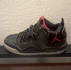 Jordan Courtside 23 Mid Top Sneaker Kids US 5Y Black/Red/Gray AR1002-023