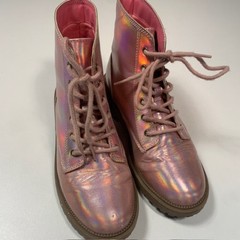 ✨ Pink Holographic Combat Boots – Youth Size 4 ✨