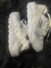 Size 6.5y (GS) – Nike Huarache Run Low White Pure Platinum