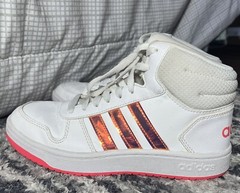Adidas Unisex-Child Hoops 2.0 Mid Basketball Shoes(Gently Used)Size 6.5