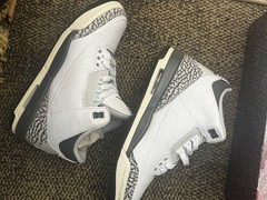 Size 7 (GS) – Jordan 3 Mid Hide N‘ Sneak