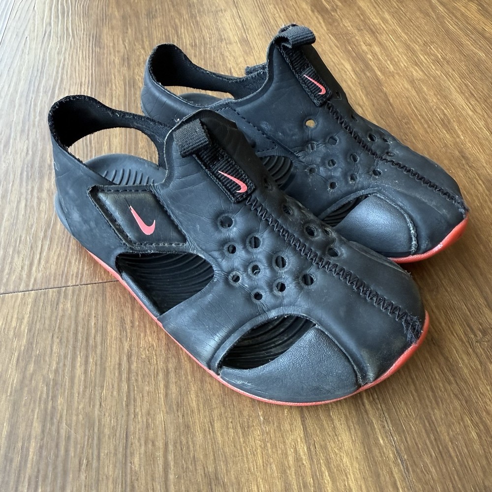 Nike Sunray Protect 2 Sandals Kids 9 C Children Black/Pink Red Water Shoes