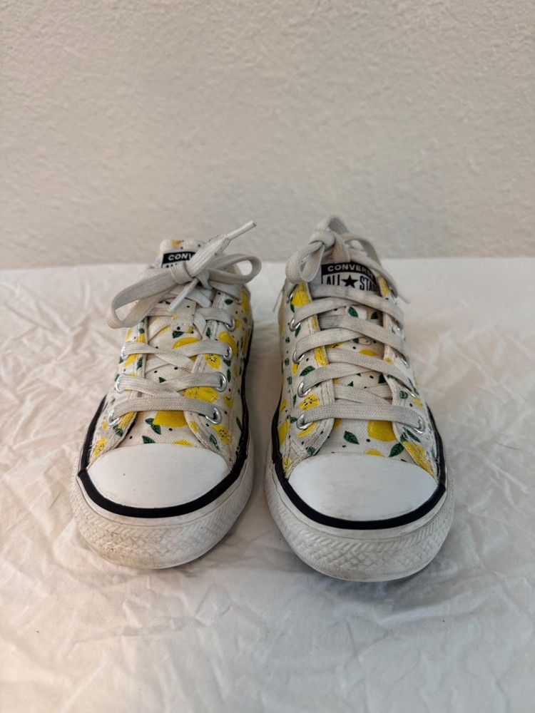 Converse Chuck Taylor kids Size US13 / EUR 31 Lemon Sneakers Shoes Low Top White