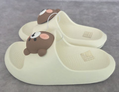 Unisex Toddler Slides Size 10 Off White Teddy Bear