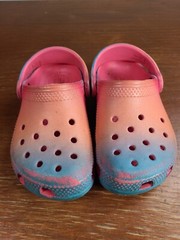 Crocs Classic Lined Slip-On Clog Unisex Kids Size C8 Multi-Color