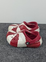 Crocs Peppermint Swirl Clogs Kids Size C9 Red White Fur Lined Candy Cane Shoes