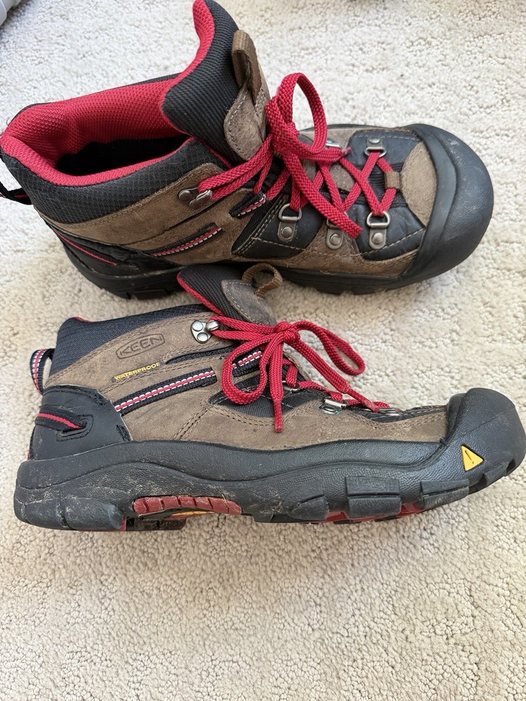 Keen Waterproof Hiking Boots Size 5Y