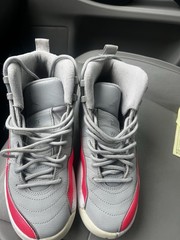 Jordan’s Retro 12 Wolf Gray /pink 510815–060 Size 5.5 Y