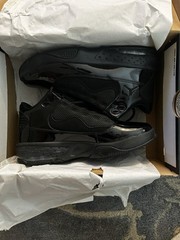 Size 6 (GS) – Jordan Max Aura 2 Mid Triple Black