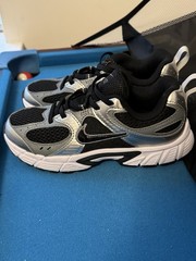 Nike V5 RNR Black Anthracite Size 1 Ps