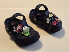 Crocs Iconic Comfort Classic Black Clog Slip On Sandal w/ Jibbitz Child Size C-8