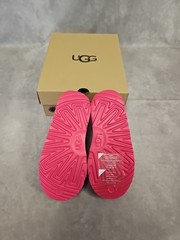 UGG Kids‘ Classic Ultra Mini Boot with Original Box 1130750K Pink Size 3 kids