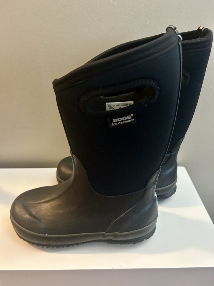Bogs Classic High Handle Pull On Black Youth Kids Rain Snow Boots Size 2 EUC
