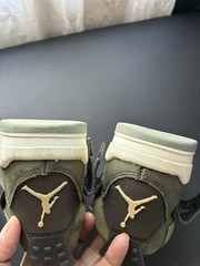 Air Jordan 4 Retro “MEDIUM OLIVE” Youth size 4