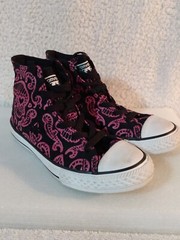 Converse Chuck Taylor One Star High Top Junior Black Pink Shulls Hearts Size 2