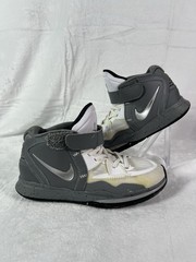 Nike Kyrie Infinity SE Mid Top Sneakers (GS) DD0336 108 Youth Size 2.5Y