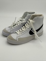Nike Blazer Mid ’77 (gs) Black/White kids Size 6.5Y DA4086 100